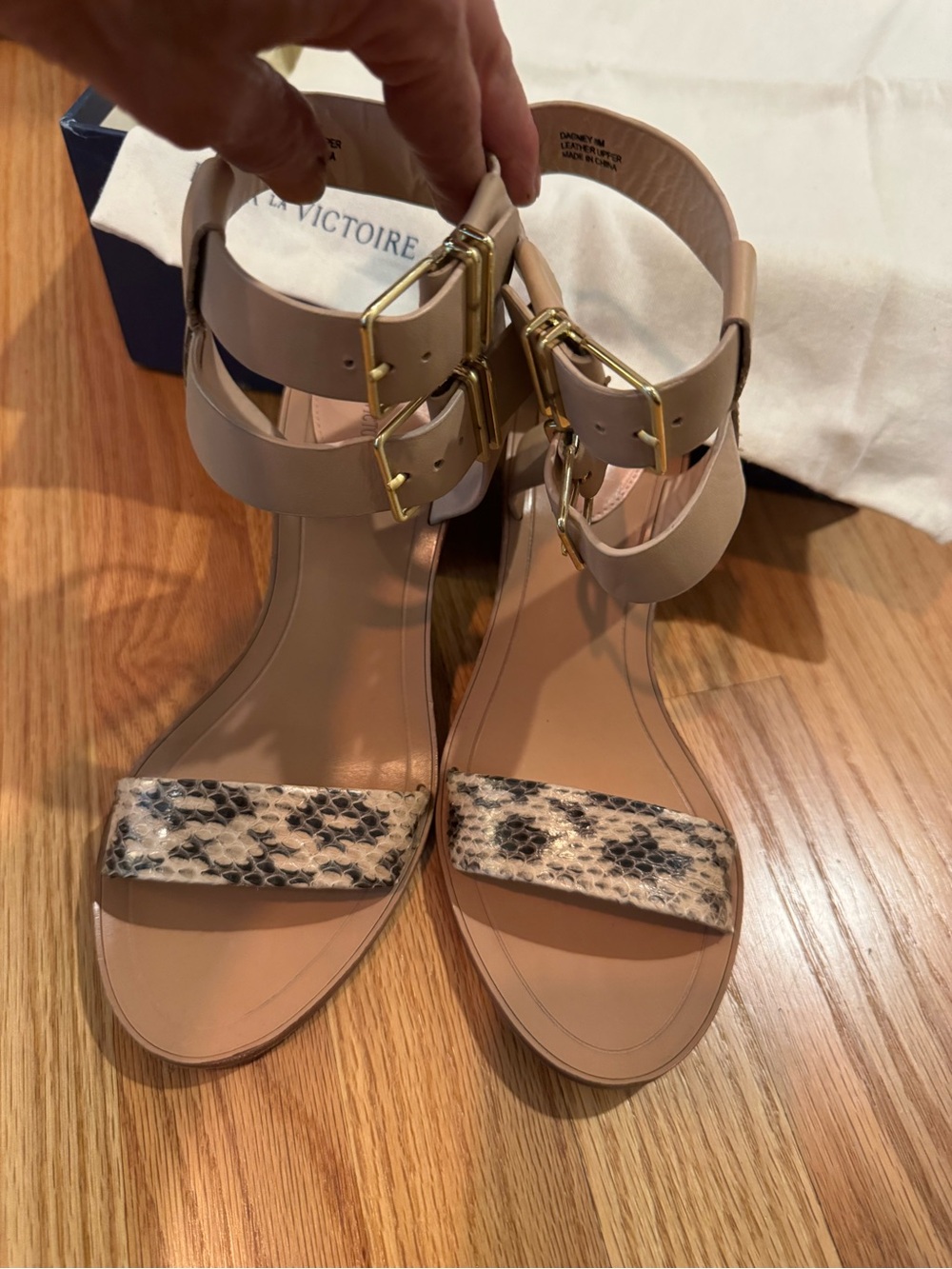 Pour La Victoire Beige and Snake-Print Ankle Strap Sandals size 6
